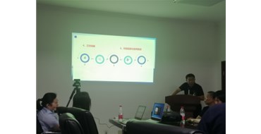 乘风破浪，携手开创光明未来